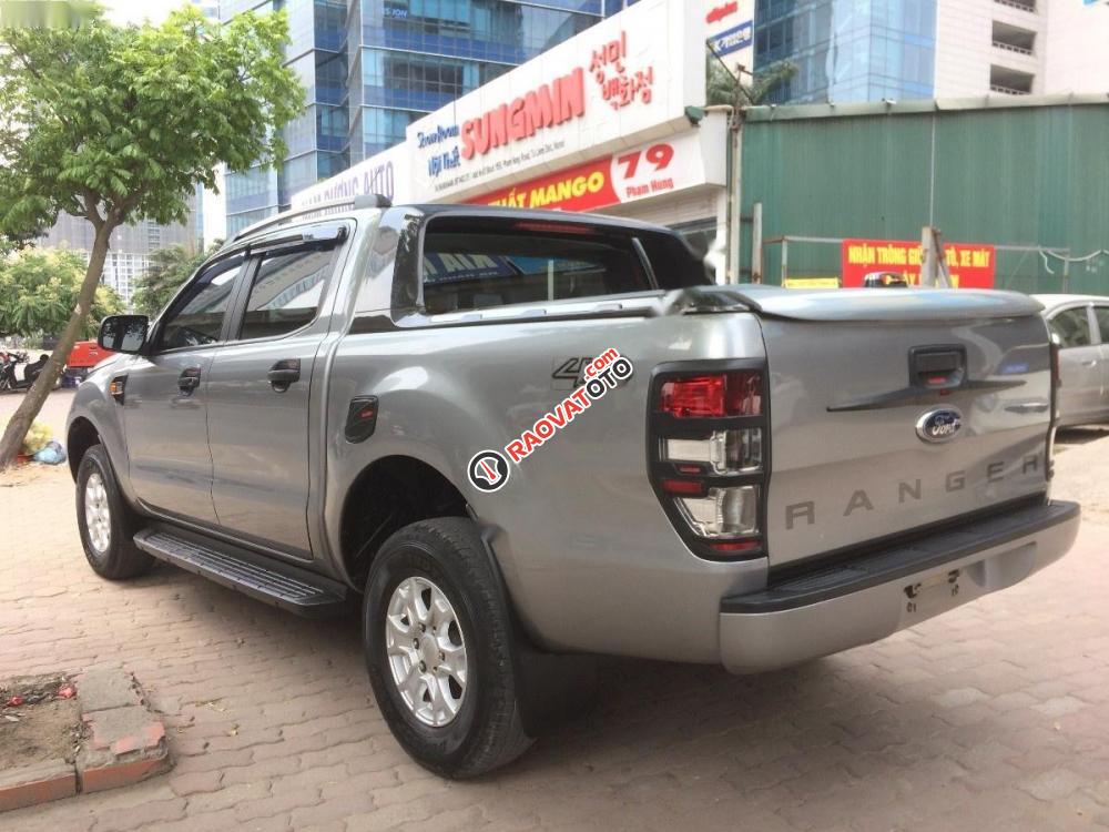 Chính chủ bán xe Ford Ranger XLS 4x2 AT đời 2015, màu xám, nhập khẩu-3