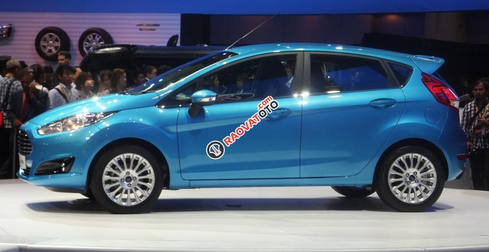 Ford Fiesta 1.0 Ecboost mới 100%, xe giao ngay, hỗ trợ giao xe ngay, vay vốn 80% giá xe-2