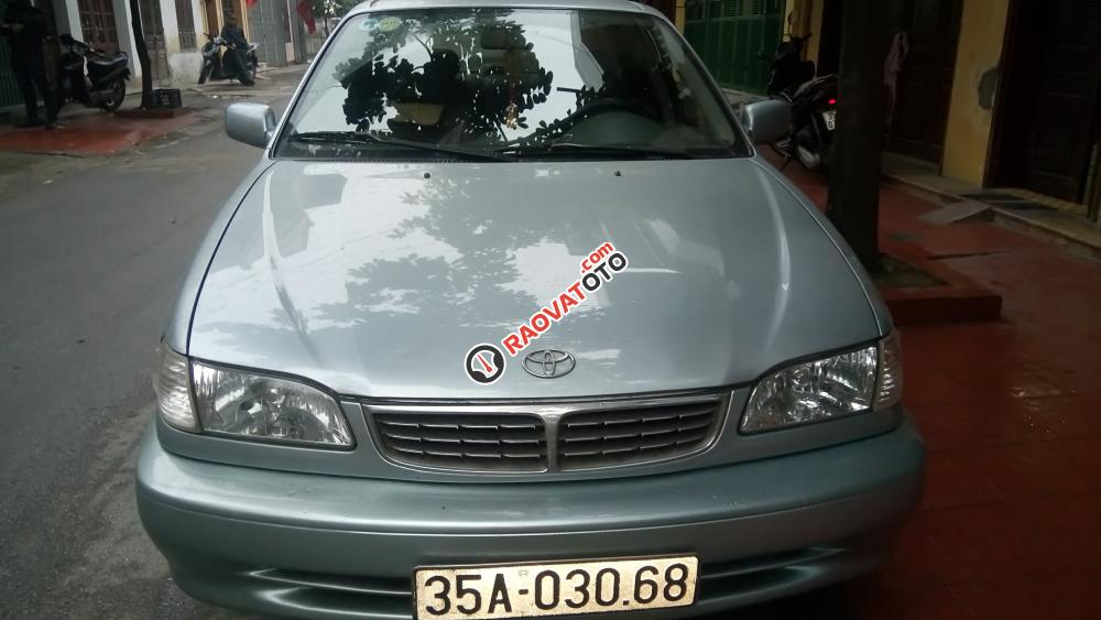 Cần bán Toyota Corolla 1.6 GLi đời 2000, màu bạc, nhập khẩu nguyên chiếc chính chủ, giá tốt-0