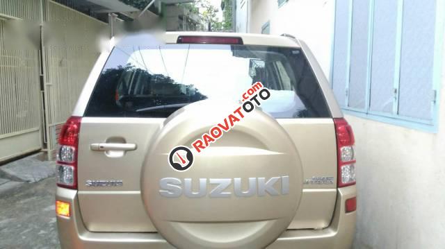 Cần bán gấp Suzuki Grand Vitara 2.0AT đời 2008, màu vàng-1