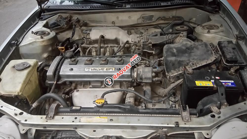 Cần bán Toyota Corolla 1.6 GLi đời 2000, màu bạc, nhập khẩu nguyên chiếc chính chủ, giá tốt-6