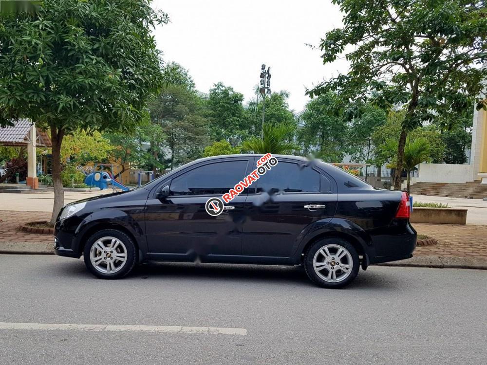 Chính chủ bán Chevrolet Aveo 1.5 MT 2016, màu đen-1