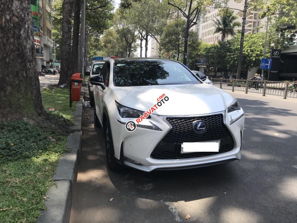 Cần bán xe Lexus NX300h 2014 đăng ký 2015 màu trắng-4