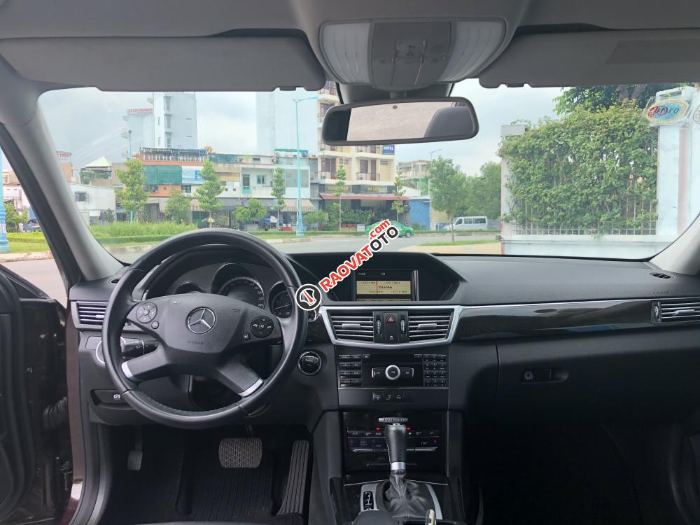 Bán Mercedes 250 sản xuất năm 2010, màu xanh lam, nhập khẩu nguyên chiếc, số tự động giá cạnh tranh-7