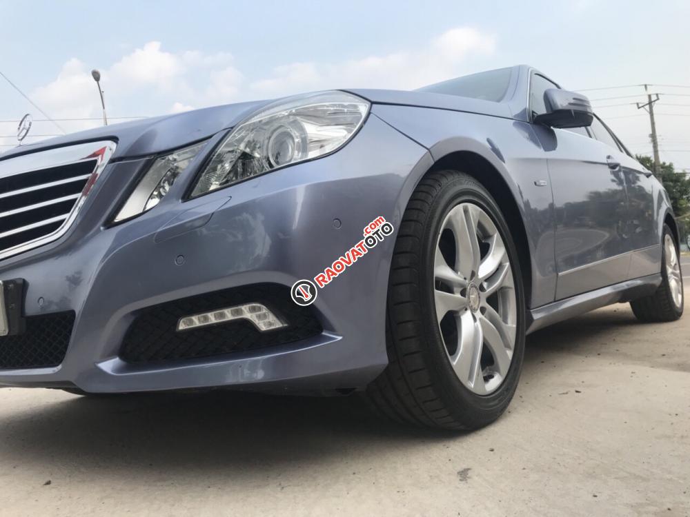 Bán Mercedes 250 sản xuất năm 2010, màu xanh lam, nhập khẩu nguyên chiếc, số tự động giá cạnh tranh-0