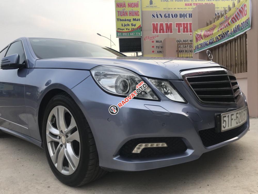 Bán Mercedes 250 sản xuất năm 2010, màu xanh lam, nhập khẩu nguyên chiếc, số tự động giá cạnh tranh-2