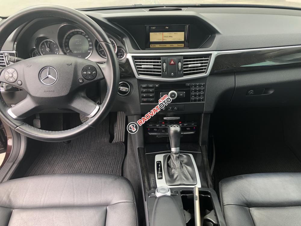 Bán Mercedes 250 sản xuất năm 2010, màu xanh lam, nhập khẩu nguyên chiếc, số tự động giá cạnh tranh-9