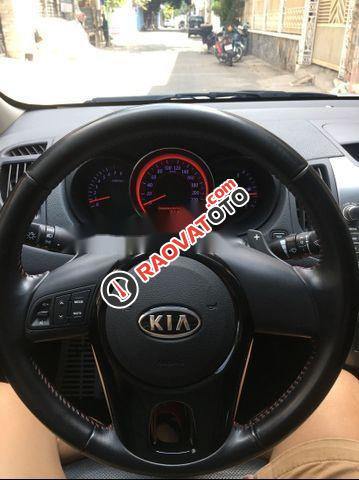 Bán Kia Forte AT năm sản xuất 2013, màu bạc-2