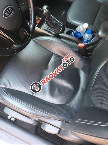 Bán Kia Forte AT năm sản xuất 2013, màu bạc-0