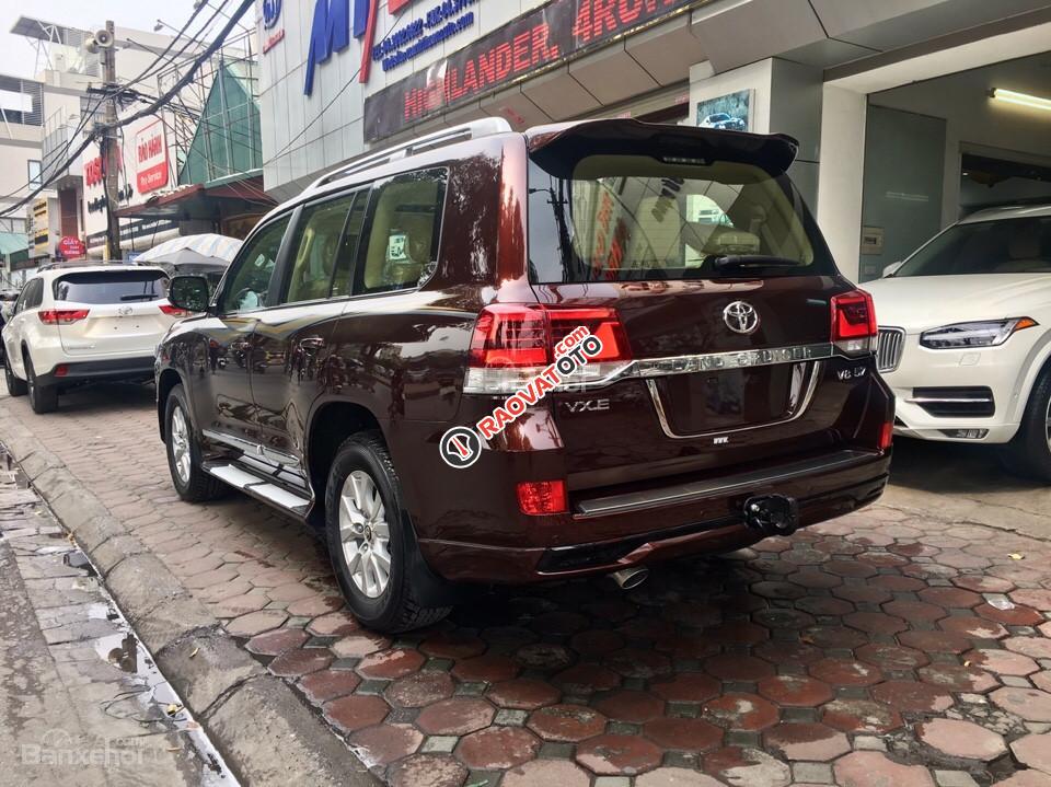 Bán Toyota Land Cruiser VX-E 5.7 đời 2016, màu đỏ, nhập khẩu Trung Đông giá tốt. LH: 0948.256.912-4