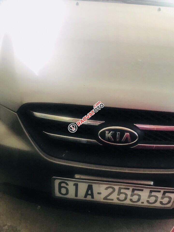 Bán xe Kia Carens LX năm sản xuất 2010-0