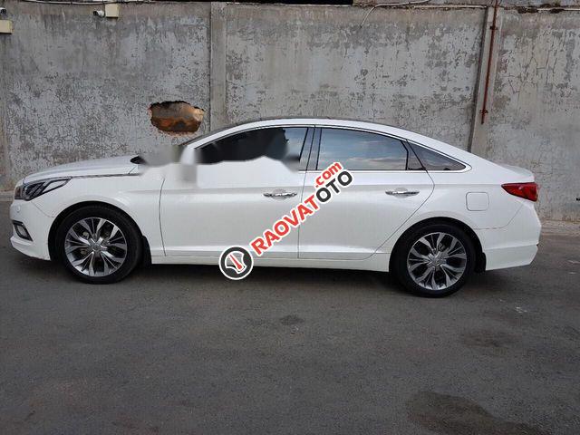 Cần bán gấp Hyundai Sonata 2.0 đời 2015, màu trắng, giá chỉ 765 triệu-3