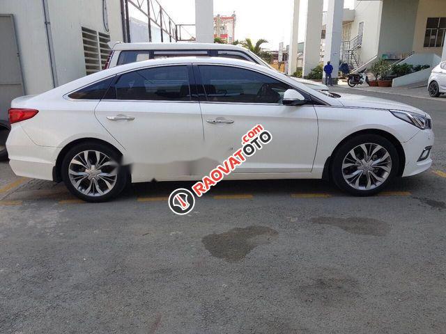 Cần bán gấp Hyundai Sonata 2.0 đời 2015, màu trắng, giá chỉ 765 triệu-4