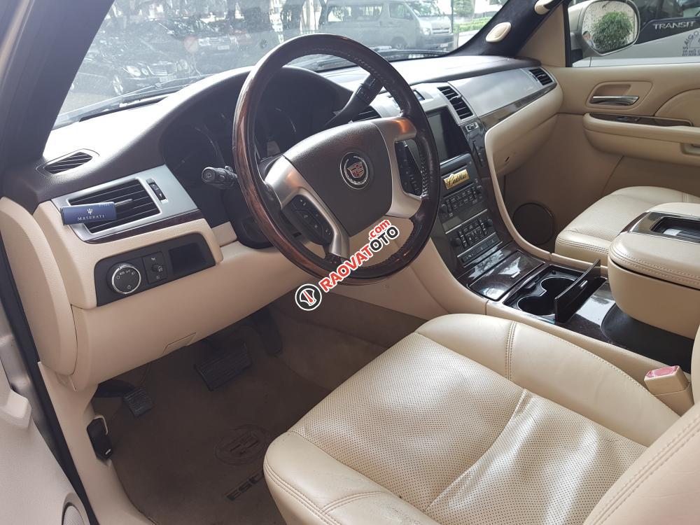 Cần bán gấp Cadillac Escalade đời 2008, màu vàng, nhập khẩu xe gia đình giá cạnh tranh-8