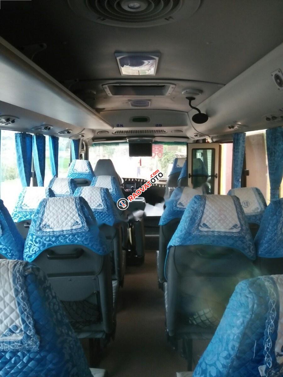 Bán Hyundai County Limousine 2014, màu kem (be) như mới, giá chỉ 735 triệu-2