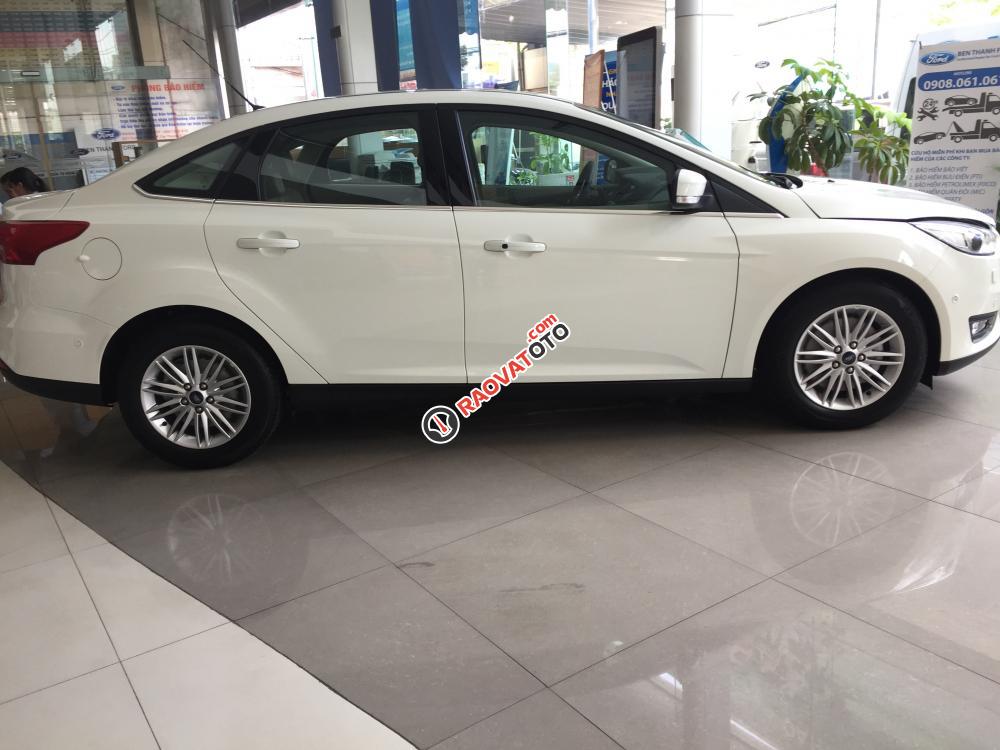 Bán Ford Focus Titanium 1.5 AT, đời 2018, giá tốt nhất, bao hồ sơ ngân hàng-1