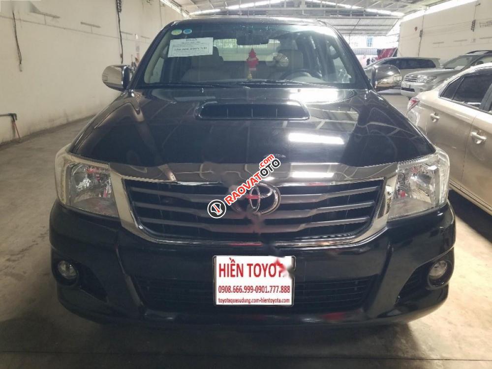 Cần bán Toyota Hilux 2.5E năm sản xuất 2015, nhập khẩu xe gia đình-1