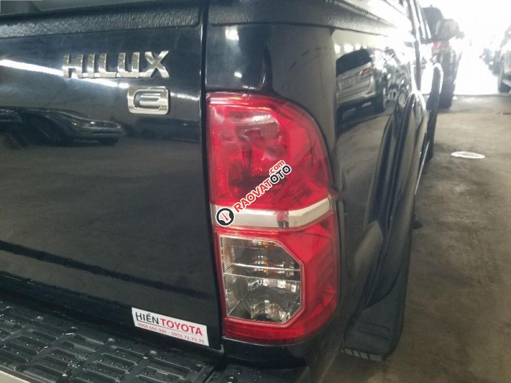 Cần bán Toyota Hilux 2.5E năm sản xuất 2015, nhập khẩu xe gia đình-5