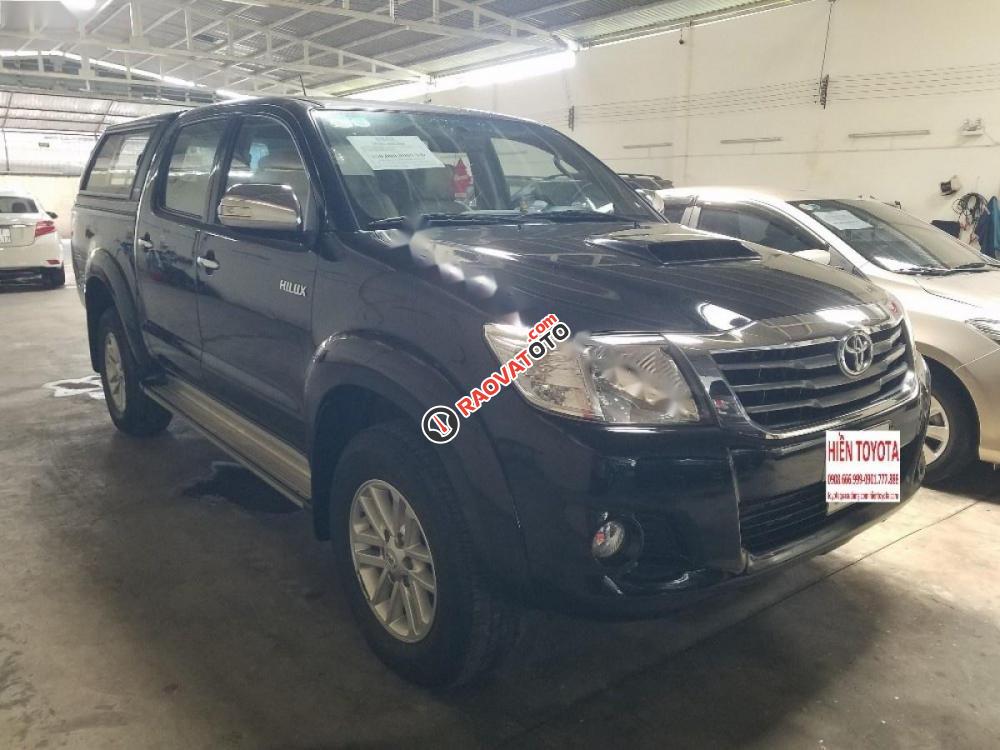 Cần bán Toyota Hilux 2.5E năm sản xuất 2015, nhập khẩu xe gia đình-0