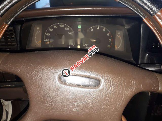 Cần bán xe Toyota Chaser năm sản xuất 1988, màu trắng, 50 triệu-3