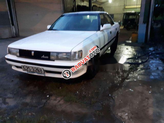 Cần bán xe Toyota Chaser năm sản xuất 1988, màu trắng, 50 triệu-1