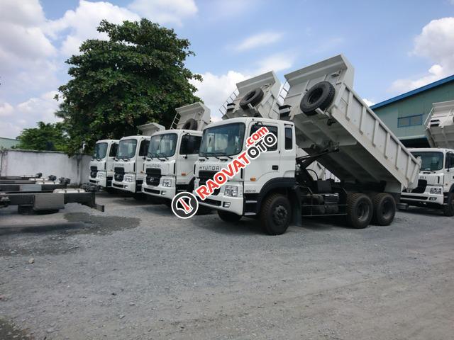 Bán Hyundai Ben 15T sản xuất 2016, màu trắng, nhập khẩu-3