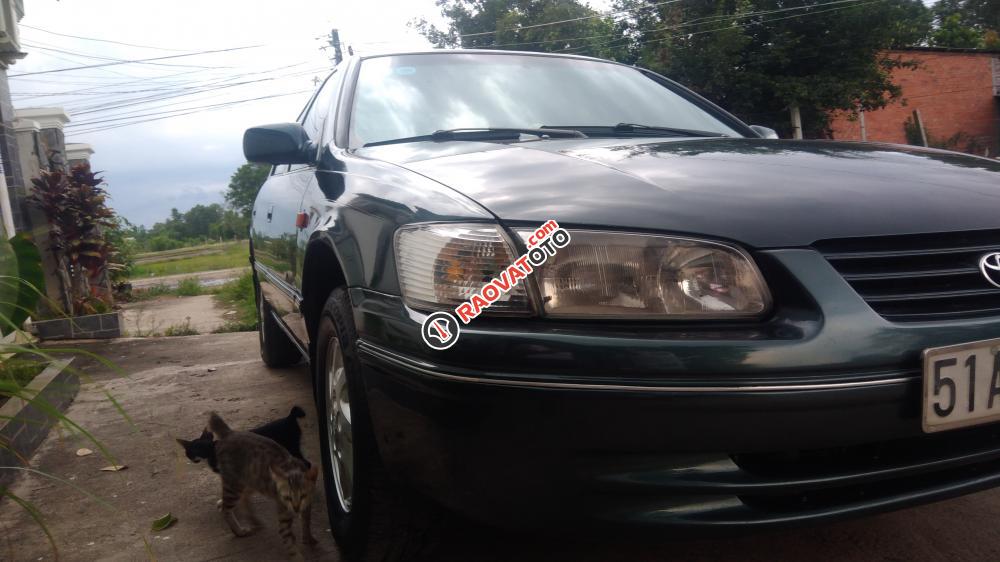 Bán xe Toyota Camry GLI đời 1998, màu xanh lục, 250tr-4