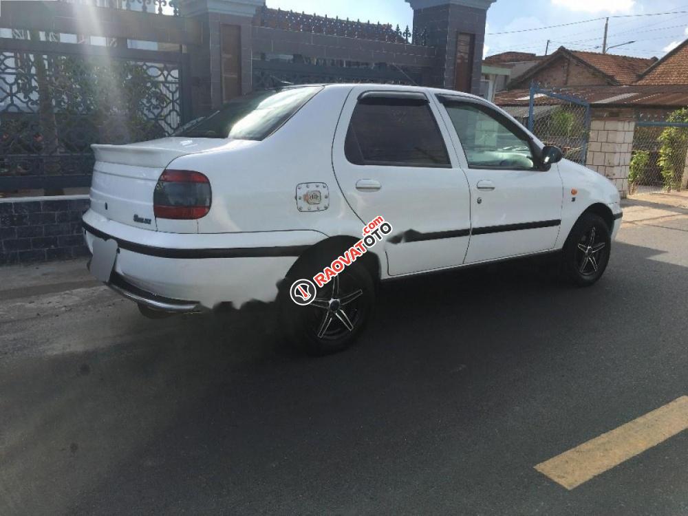 Bán Fiat Siena 1.3 năm sản xuất 2001, màu trắng còn mới, 94 triệu-0