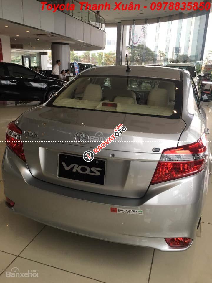 Giá bán Toyota Vios 1.5E số sàn 2018, tại Toyota Thanh Xuân, giá rẻ nhất. LH 0978.835.850-4