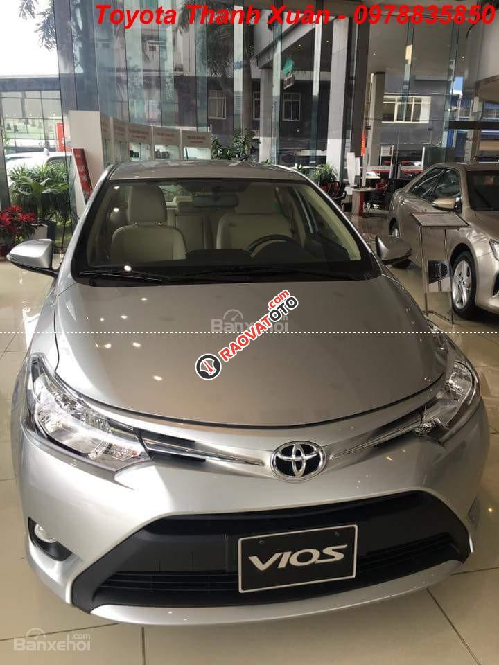 Giá bán Toyota Vios 1.5E số sàn 2018, tại Toyota Thanh Xuân, giá rẻ nhất. LH 0978.835.850-6