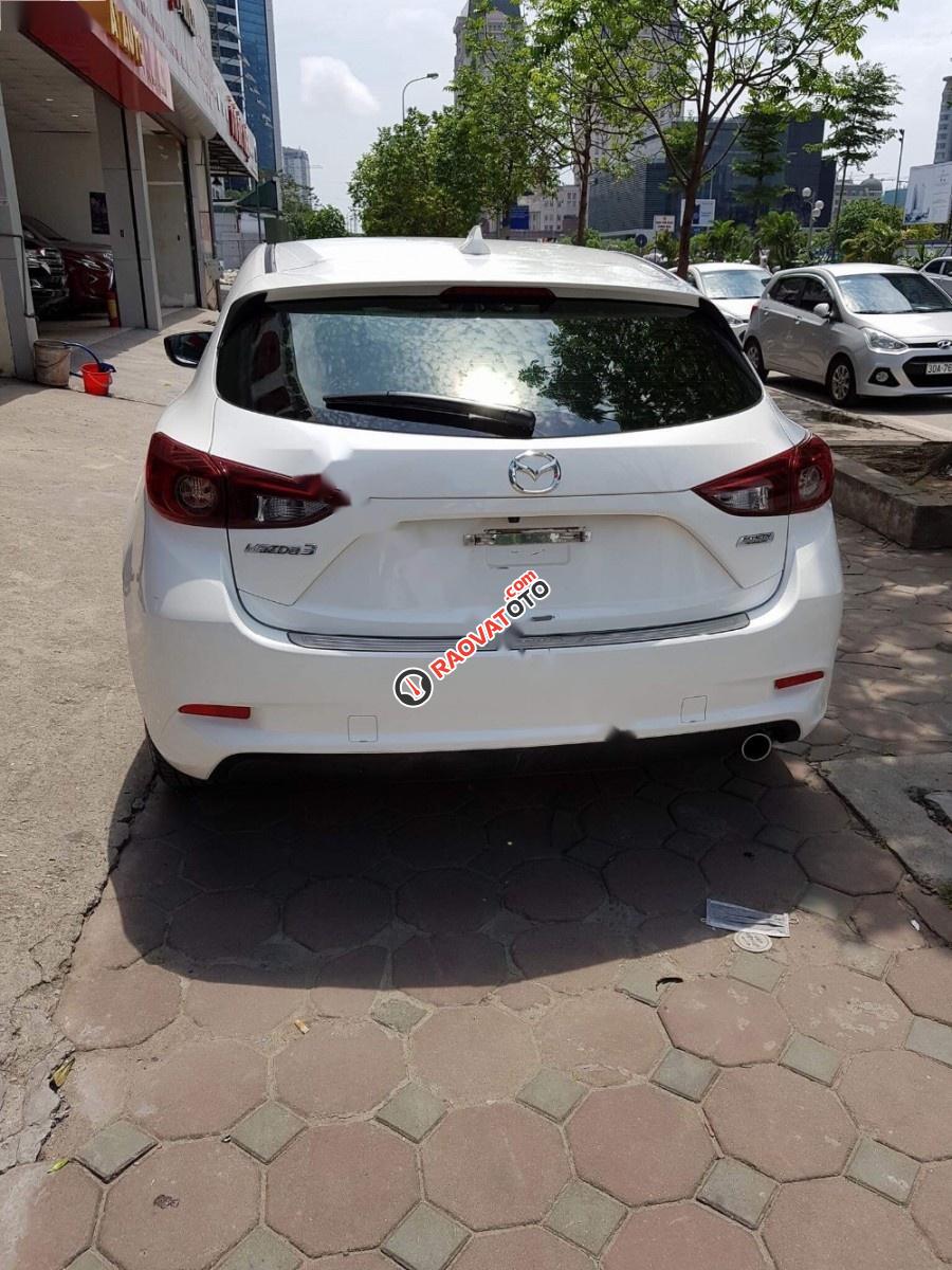 Bán Mazda 3 1.5L Facelift SX 2017, màu trắng-1