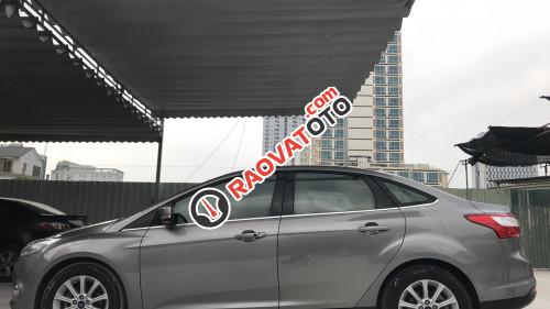 Cần bán gấp Ford Focus 2.0 AT đời 2015, màu xám-4