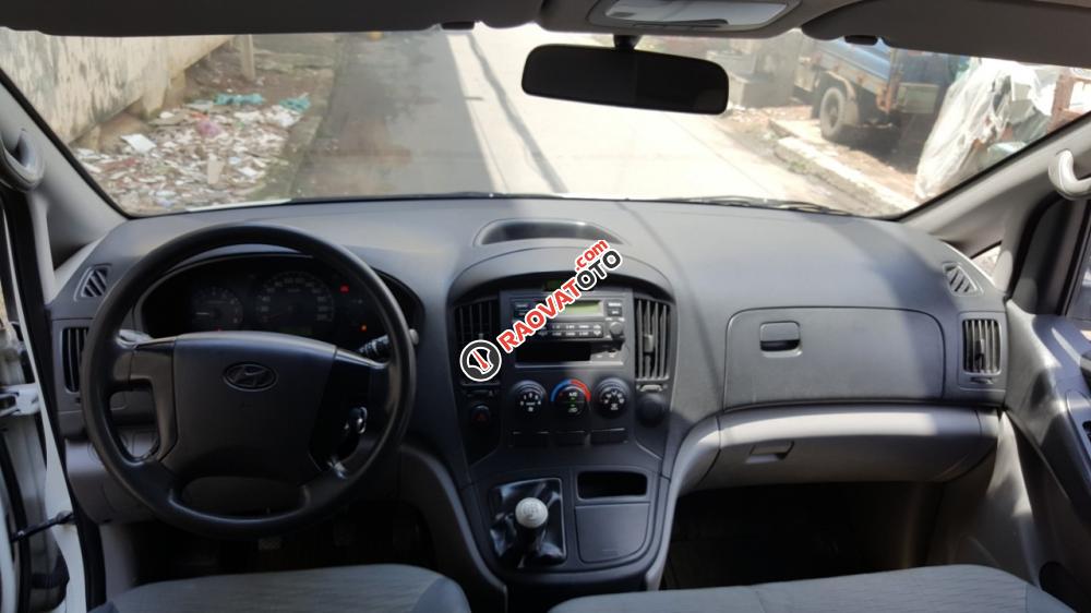Cần bán xe Hyundai Starex 2.5MT 2014 máy xăng, màu trắng, nhập khẩu Hàn Quốc-3