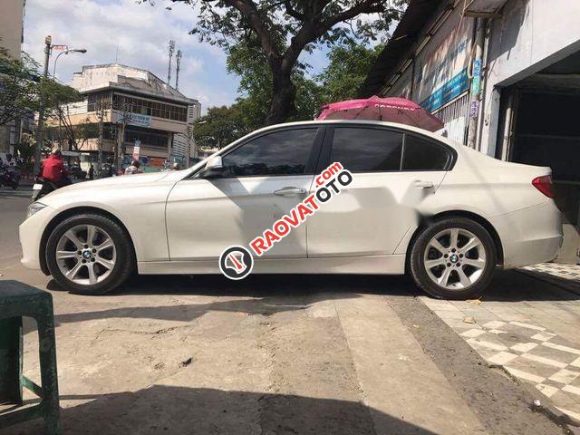 Bán BMW 3 Series 328i sản xuất 2013, màu trắng, giá chỉ 980 triệu-2