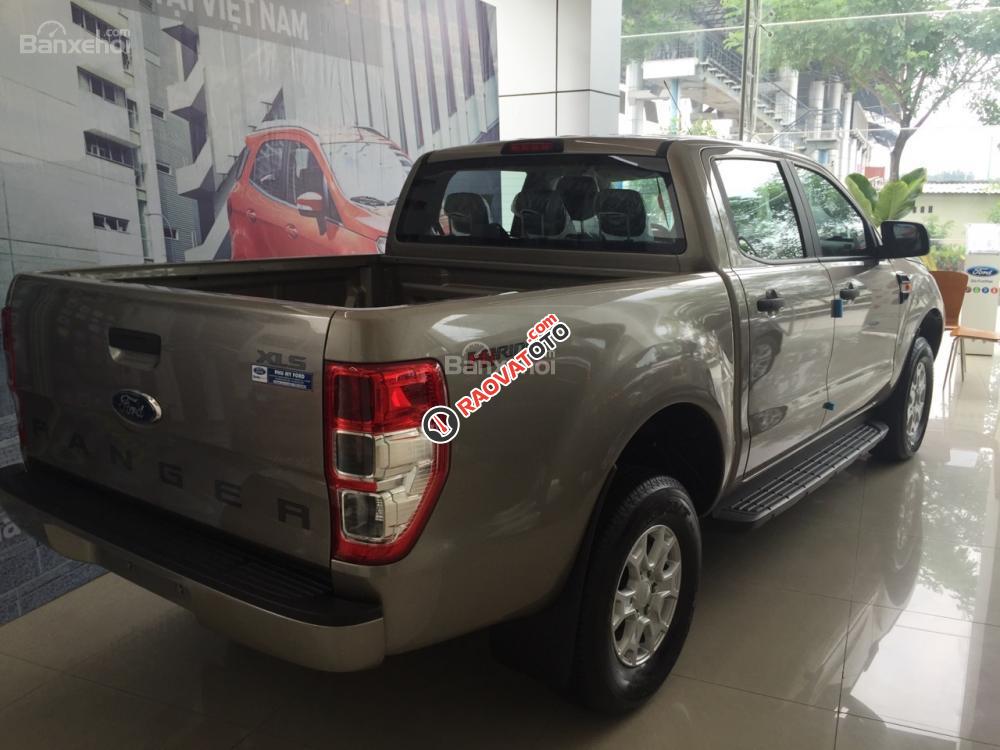 Bán Ford Ranger XLS AT tặng bộ phụ kiện 5 món, giao xe ngay 0934799119-2