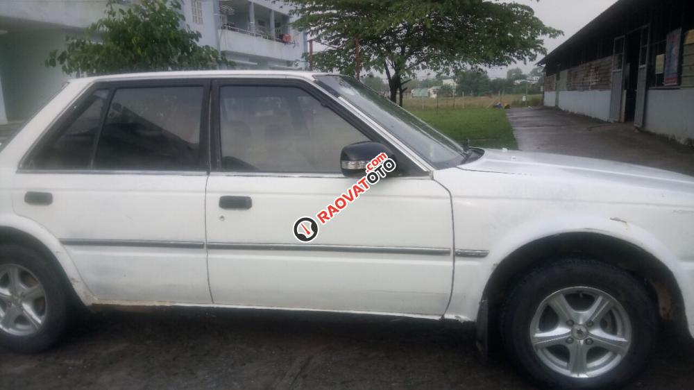 Bán xe Nissan Bluebird màu trắng, nhập khẩu nguyên chiếc, xe đẹp phù hợp cho xe tập lái-2