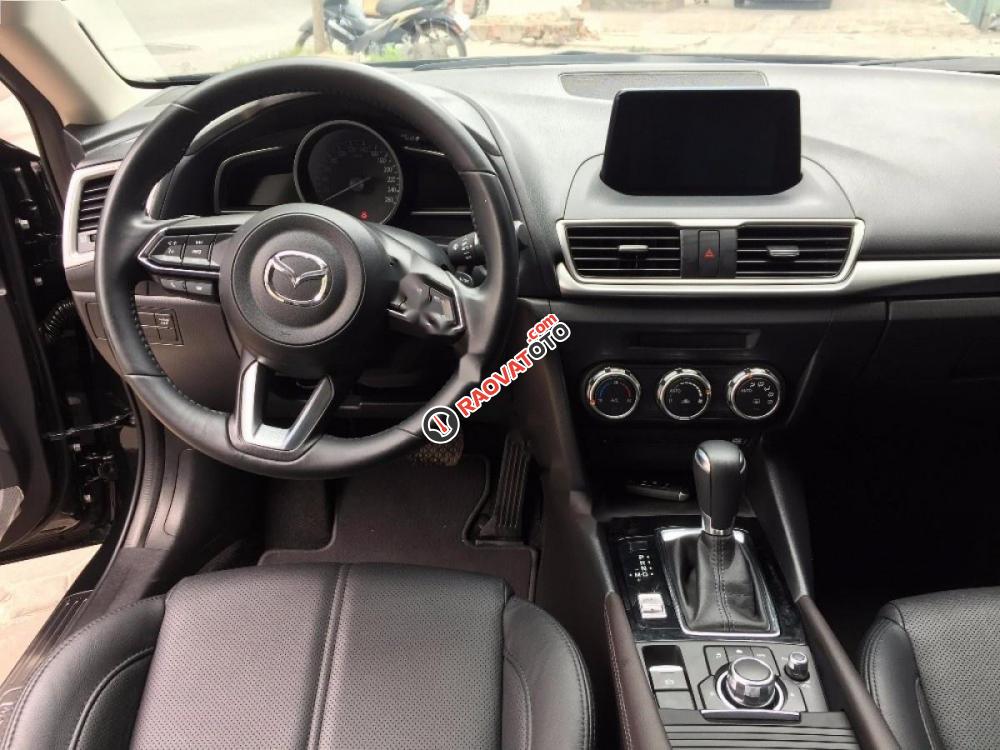 Bán xe Mazda 3 1.5L Facelift 2017, màu đen giá cạnh tranh-6