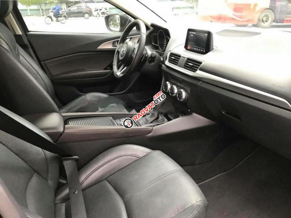 Cần bán Mazda 3 Facelift 1.5AT đời 2017, màu đen, giá chỉ 688 triệu-6