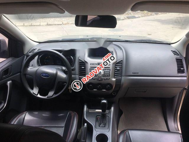Cần bán xe Ford Ranger AT đời 2015 chính chủ, màu vàng cát, 535tr-2
