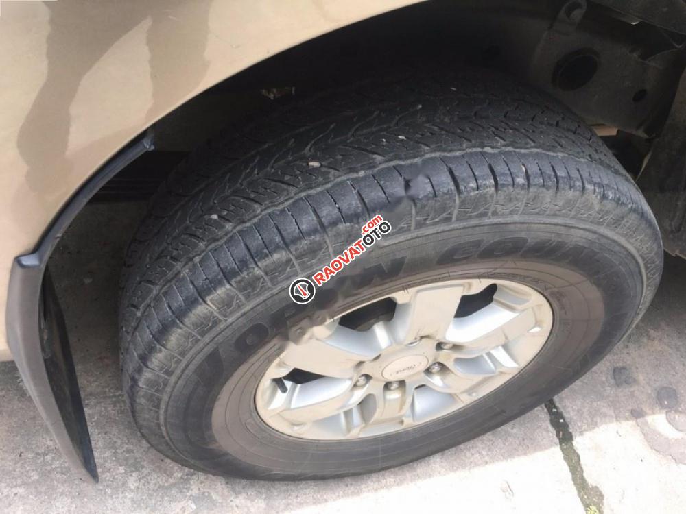 Bán Ford Ranger XLS 4x2 AT sản xuất 2015, màu vàng, xe nhập-6