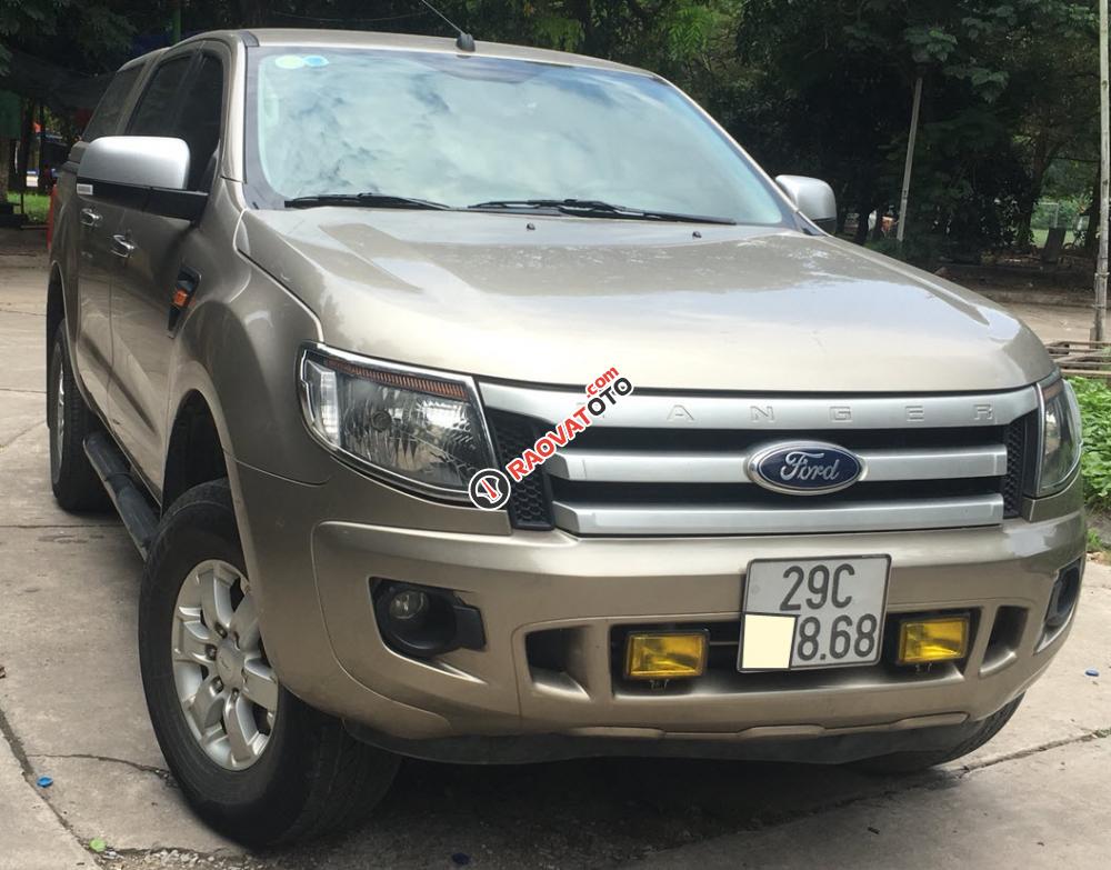 Bán xe Ford Ranger XLS 4x2 AT năm 2015, màu vàng, nhập khẩu chính chủ, giá tốt-1