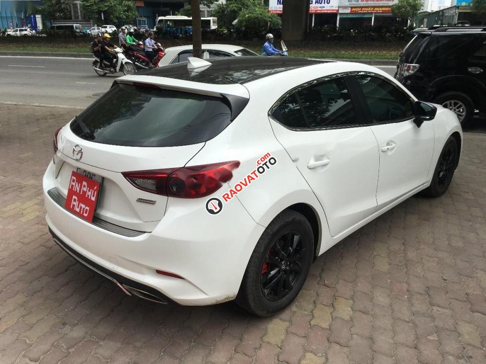 Bán Mazda 3 1.5L Facelift sản xuất 2017, màu trắng, giá tốt-6