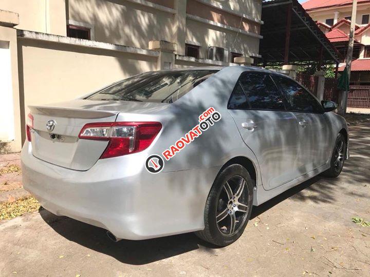 Cần bán xe Toyota Camry LE năm 2012, màu xám, xe nhập-9