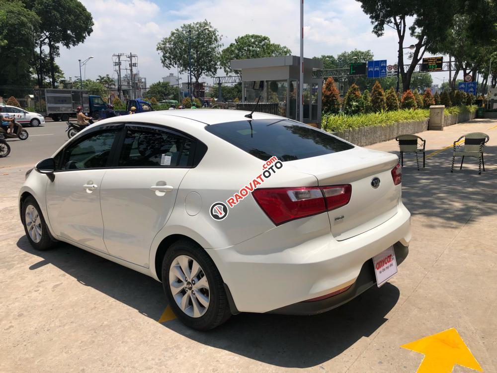 Bán ô tô Kia Rio 1.6AT đời 2016, màu trắng, nhập khẩu nguyên chiếc, giá chỉ 506 triệu-6