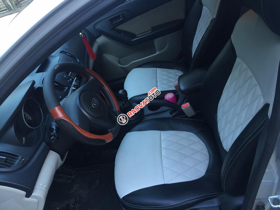 Bán Kia Forte 2011 màu bạc, số sàn, xe rất ít đi còn như mới-4
