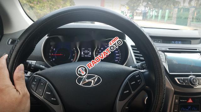 Cần bán xe Hyundai Elantra GLS đời 2014, màu trắng, nhập khẩu xe gia đình, giá tốt-0