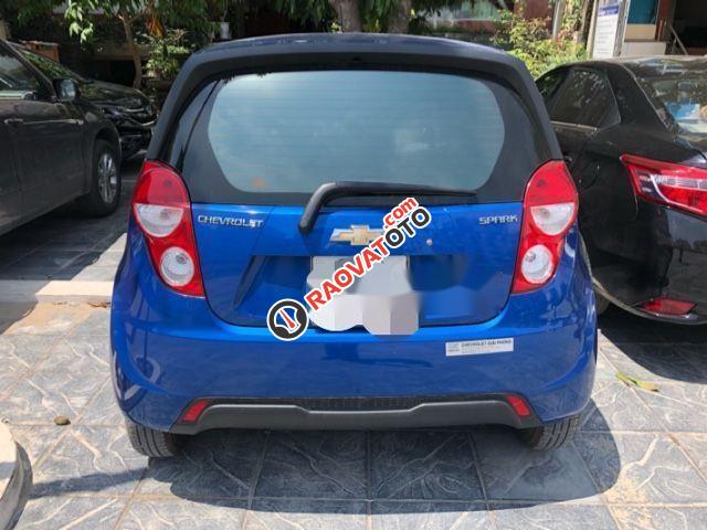 Bán Chevrolet Spark Duo sản xuất 2017, màu xanh dương-4