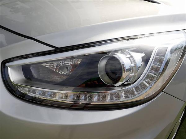 Bán Hyundai Accent 1.4AT đời 2015, màu bạc, như mới-7