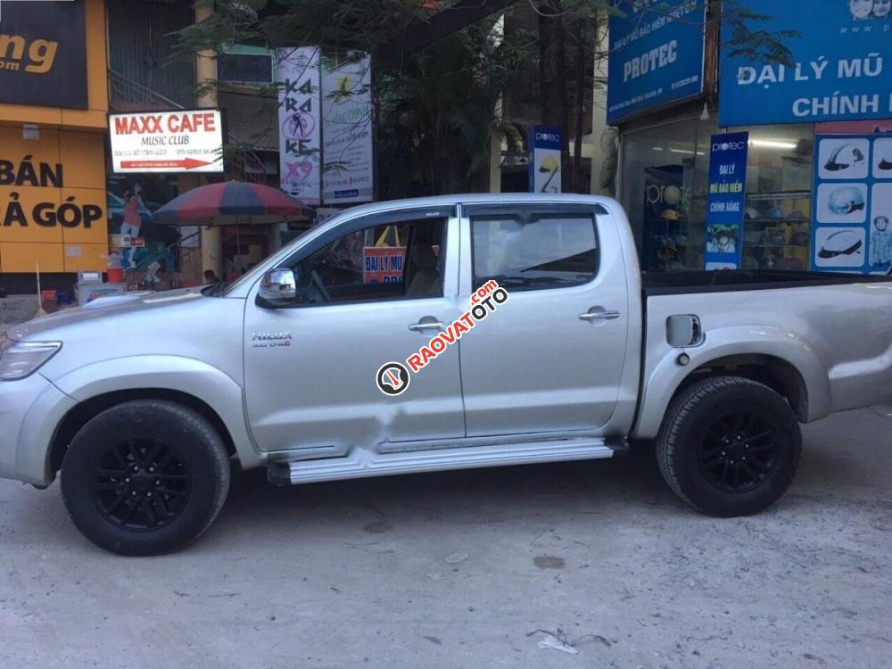 Bán xe Toyota Hilux 3.0G 2011, nhập khẩu như mới-1