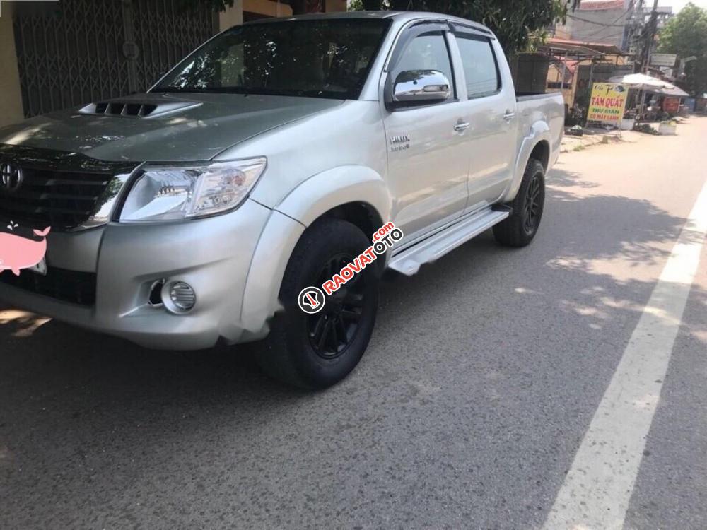 Bán xe Toyota Hilux 3.0G 2011, nhập khẩu như mới-0